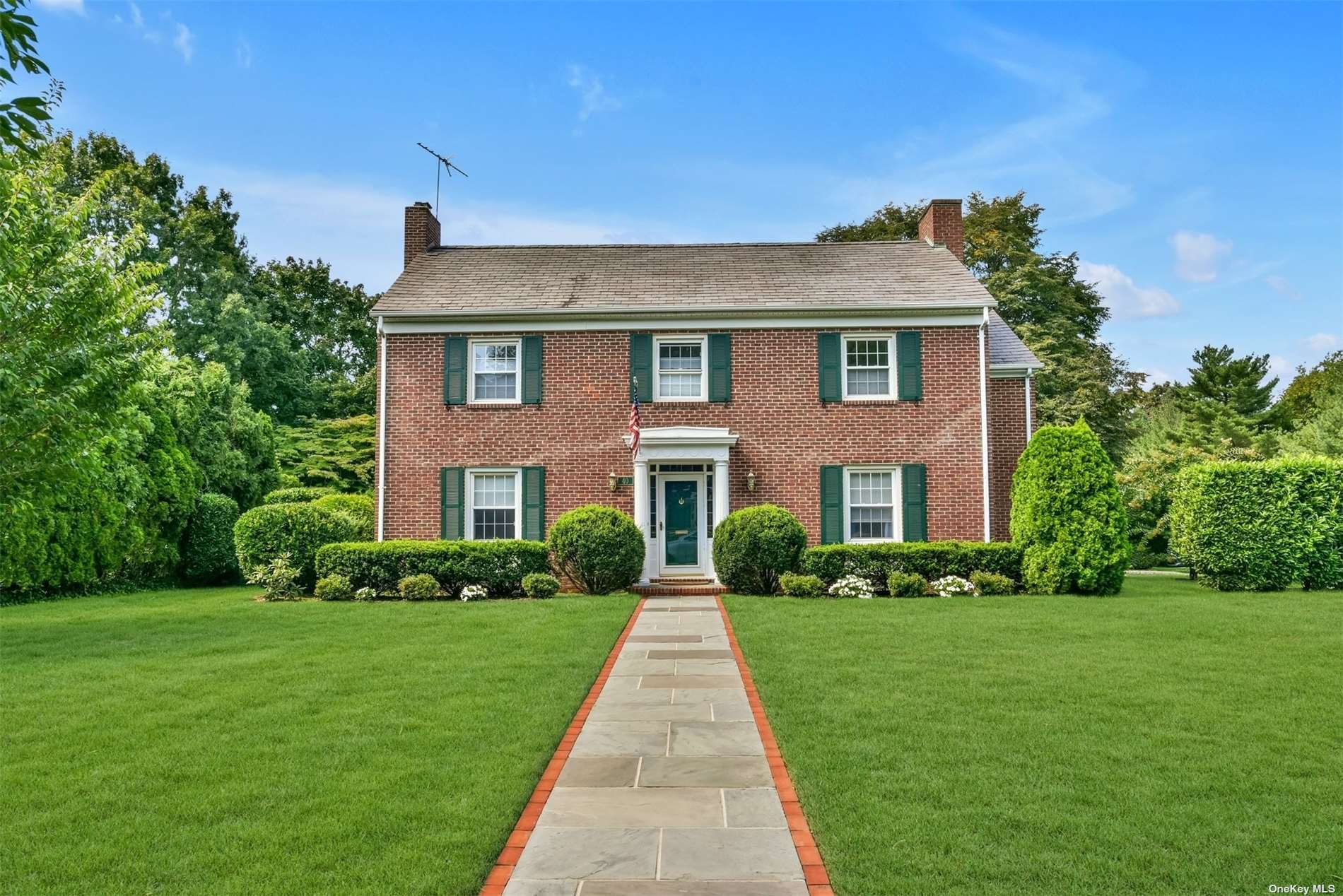 Prospect Ave, Garden City, NY 11530