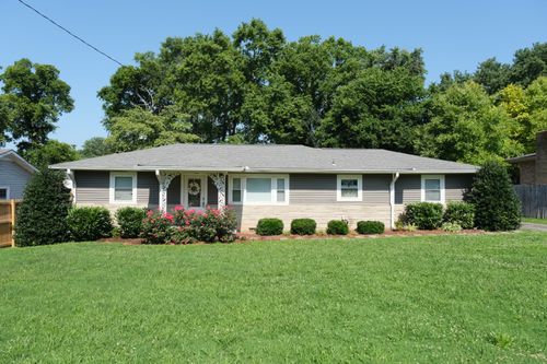 820 Spencer Ave, Gallatin, TN, 37066-3938 | Card Image
