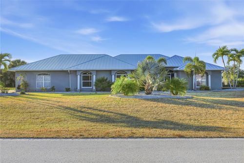 978 Boundary Blvd, Rotonda West, FL, 33947-2873 | Card Image