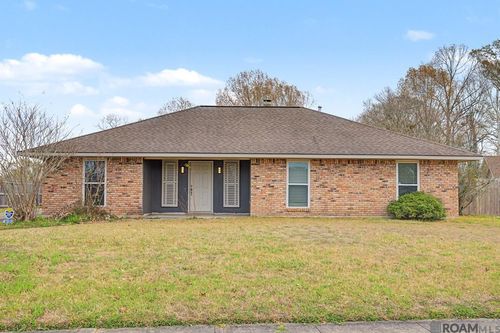2125 Stonewood Dr, Baton Rouge, LA, 70816-2865 | Card Image