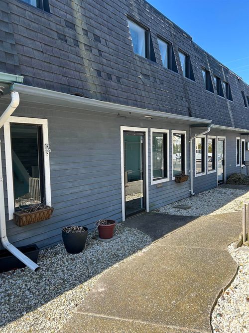 ste-3-8305 Landis Ave, Sea Isle City, NJ, 08243-1185 | Card Image