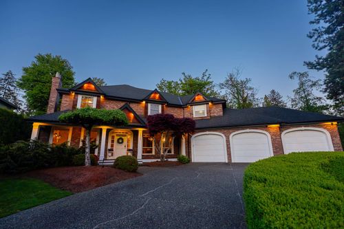 7942 145 St, Surrey, BC, V3S8C2 | Card Image