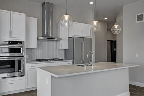 n639-1477 W Lake St, Minneapolis, MN, 55408-5099 | Card Image