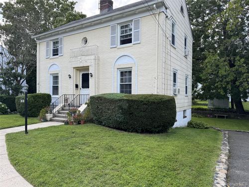 20 Elaine Ter, Yonkers, NY, 10701-5258 | Card Image