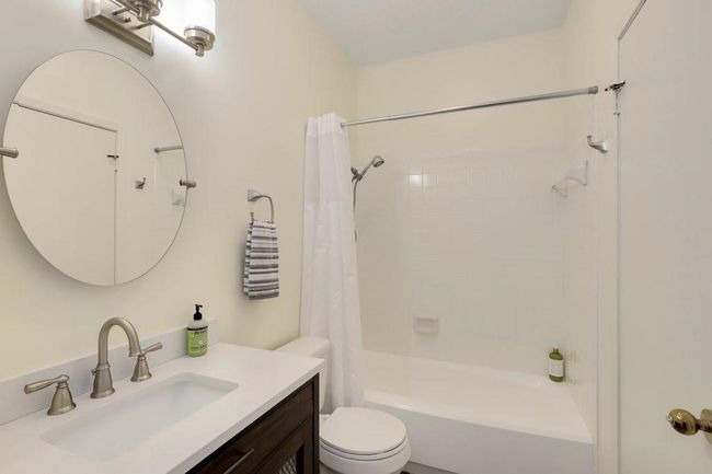 APT-103 - 106 E 30 Th St, Condo with 2 bedrooms, 2 bathrooms and 2 parking in Austin TX | Image 13