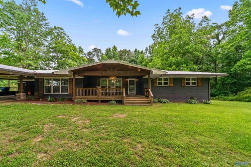 694 Old Highway 35 E, Fort Payne, AL, 35968-4745 | Card Image