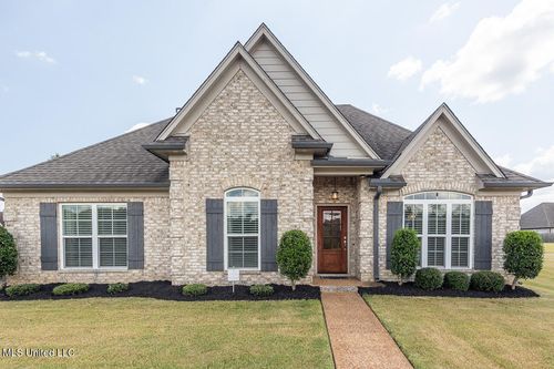 4903 Margarette Cir W, Olive Branch, MS, 38654-6971 | Card Image