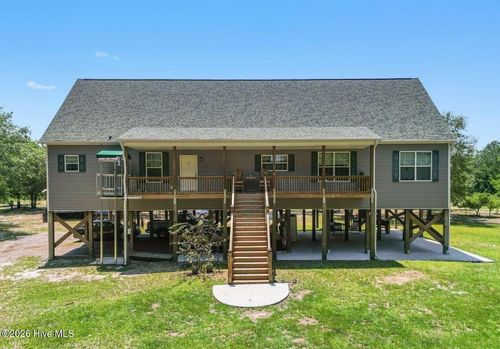 364 Murray Turner Farm Rd, Burgaw, NC, 28425-3592 | Card Image