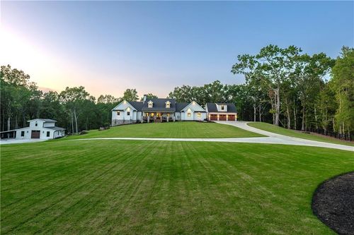 1017 Avery Rd, Canton, GA, 30115-9188 | Card Image