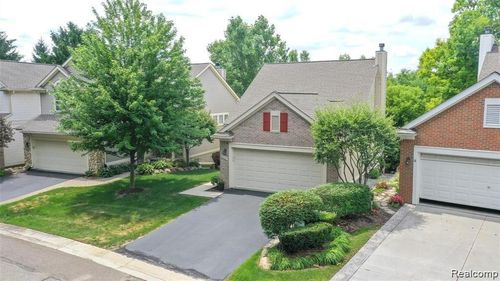 5348 Forest Ridge Dr, Clarkston, MI, 48346-3478 | Card Image