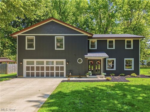 6813 Palmerston Dr, Mentor, OH, 44060-3923 | Card Image