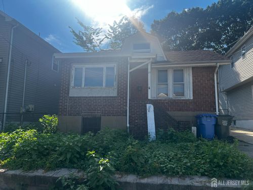 13 Ling St, Fords, NJ, 08863-2119 | Card Image
