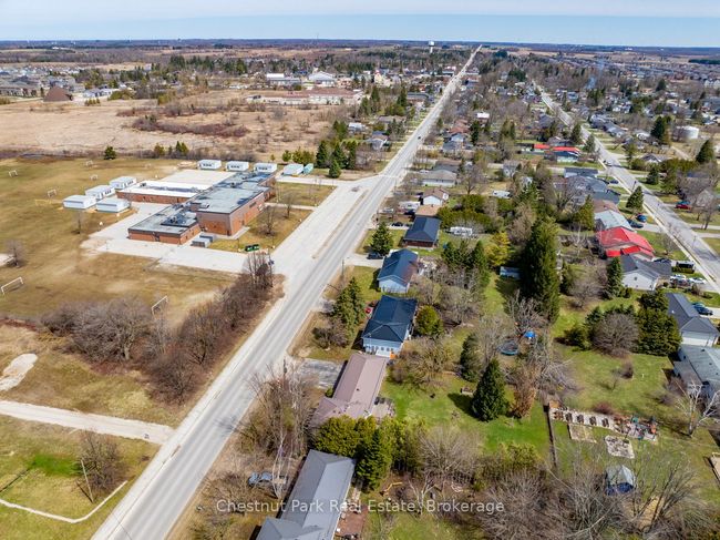 380 Main St W, House other with 3 bedrooms, 1 bathrooms and 6 parking in Southgate ON | Image 9