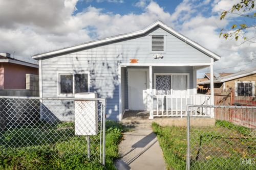 304 San Emidio St, Taft, CA, 93268-2834 | Card Image