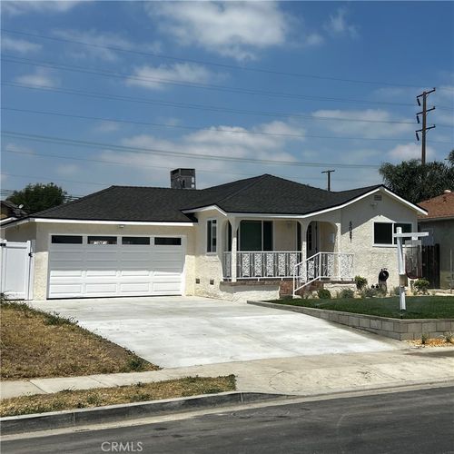 5021 Brayton Ave, Long Beach, CA, 90807-1105 | Card Image