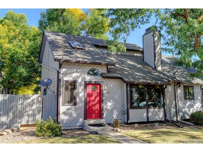 10751 W 63rd Ave, Townhouse with 3 bedrooms, 1 bathrooms and null parking in Arvada CO | Image 2