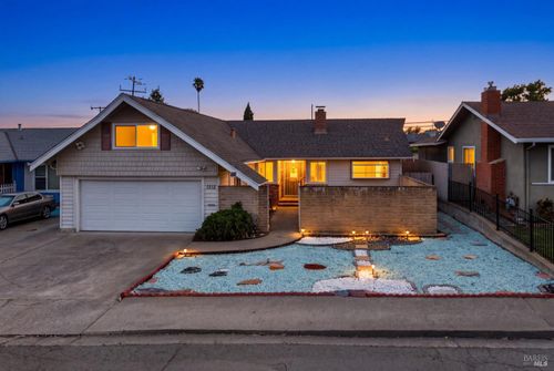 1312 Valle Vista Ave, Vallejo, CA, 94589-2731 | Card Image