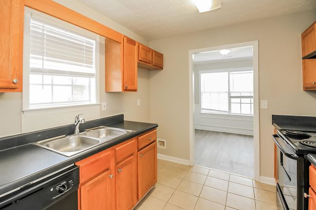 186 Whistle Way, House other with 3 bedrooms, 2 bathrooms and null parking in Locust Grove GA | Image 9