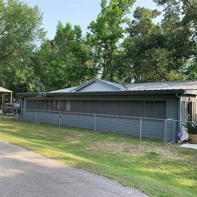 120 Peach Tree, House other with 3 bedrooms, 2 bathrooms and 1 parking in Livingston TX | Image 33