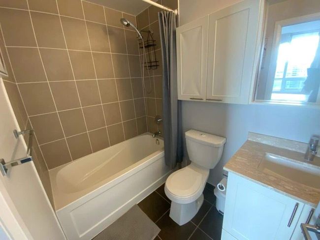 1205 - 85 N Park Rd, Condo with 2 bedrooms, 2 bathrooms and 1 parking in Vaughan ON | Image 5
