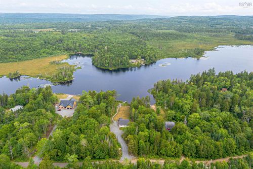 195 Middle Lake South Road, Vaughan, NS, B0N2T0 | Card Image