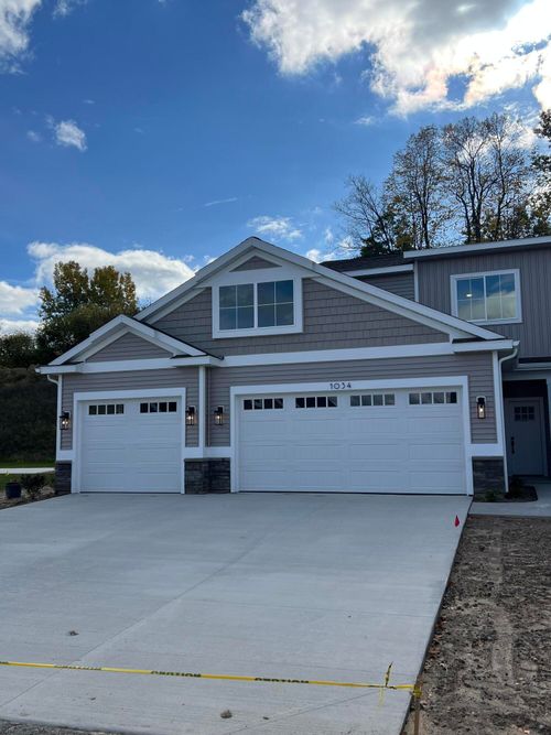 16-1034 Castlebay Way, Hudsonville, MI, 49426-8757 | Card Image