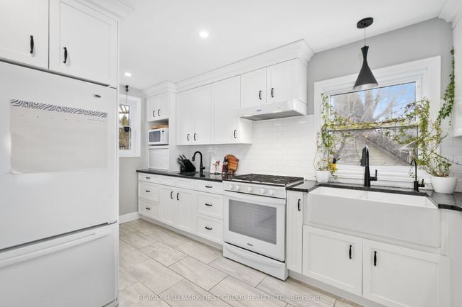 8 Parker Dr, House other with 4 bedrooms, 3 bathrooms and 6 parking in Roseneath ON | Image 17