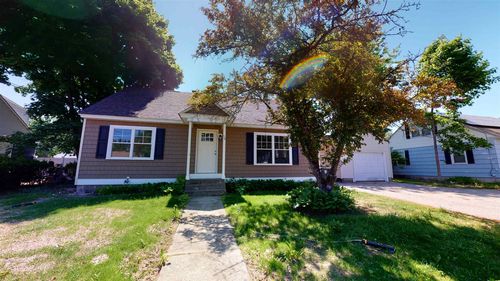 30 Paul Ave, Nashua, NH, 03060-4848 | Card Image