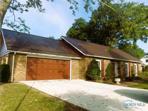 370 S Thomas St, Ottawa, OH, 45875-2059 | Card Image