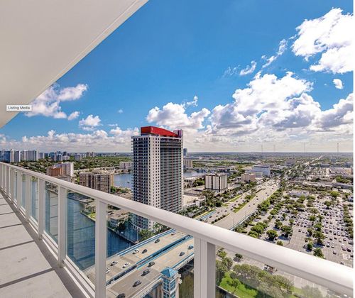 r2404-4010 S Ocean Drive, Hollywood, FL, 33019 | Card Image