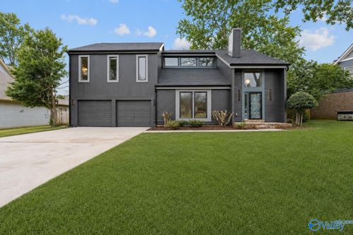 6605 Willow Springs Blvd Nw, Huntsville, AL, 35806-2409 | Card Image