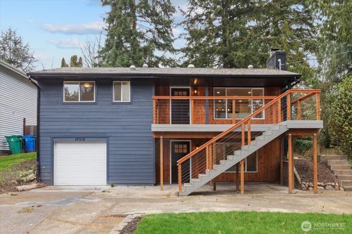 16514 Wallingford Avenue N, Shoreline, WA, 98133 | Card Image