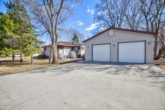 5 Garage_back | Image 11