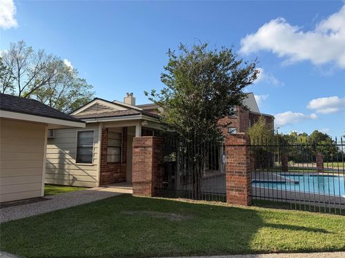 apt-4a-2501 Gulf Fwy, Dickinson, TX, 77539-3240 | Card Image
