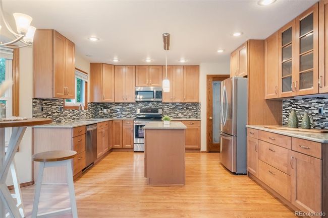 Kitchen | Image 11