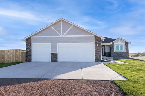 1350 Scenic Ridge Dr, Cheyenne, WY, 82009-8669 | Card Image