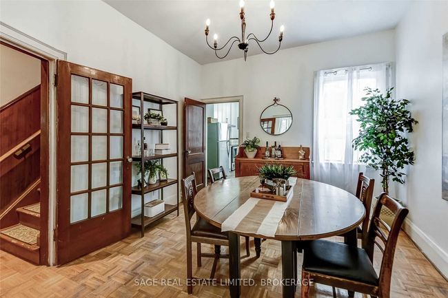 40 Euclid Ave, House attached with 3 bedrooms, 2 bathrooms and 1 parking in Toronto ON | Image 12