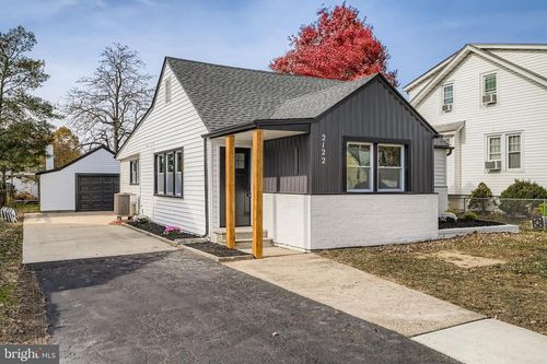 2122 Lodge Forest Dr, Baltimore, MD, 21219-2206 | Card Image