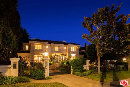 610 N Beverly Dr, Beverly Hills, CA, 90210-3320 | Card Image