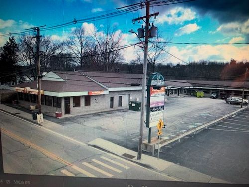 53 Providence St, West Warwick, RI, 02893-3764 | Card Image