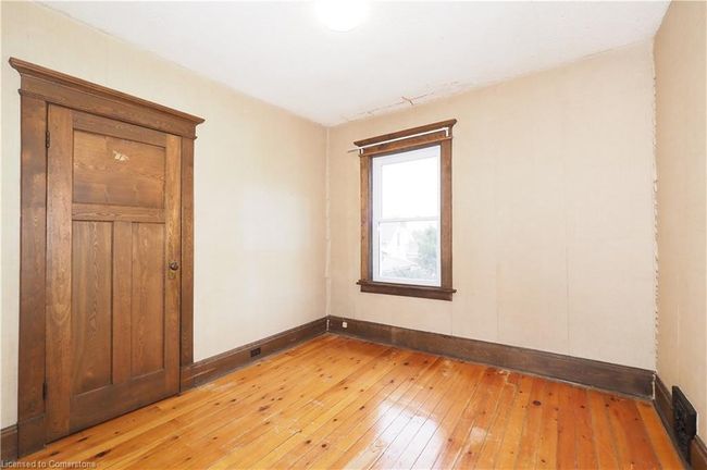 227 Waterloo St N, House other with 4 bedrooms, 1 bathrooms and 2 parking in Cambridge ON | Image 23