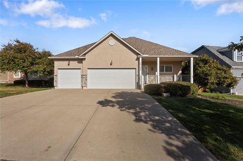12133 S Valley Road, Olathe, KS, 66061 | Card Image