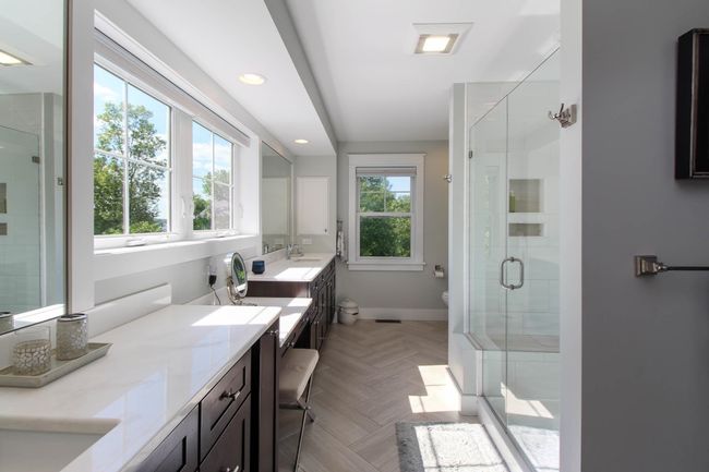 355 Us Route 2, House other with 3 bedrooms, 3 bathrooms and null parking in Grand Isle VT | Image 25
