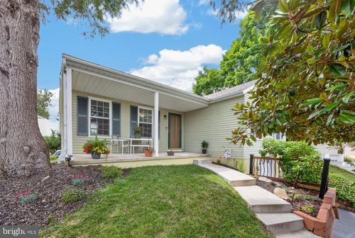 14 Windemere Ct, DOWNINGTOWN, PA, 19335-1113 | Card Image