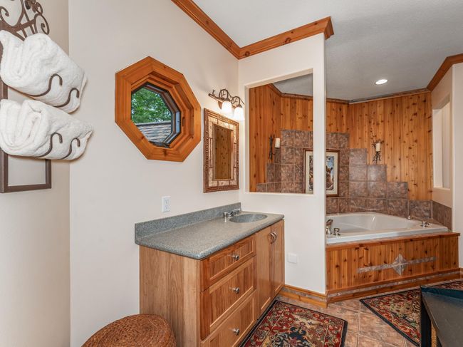 5407 Bluebird Point Rd, House other with 4 bedrooms, 5 bathrooms and null parking in MANITOWISH WATERS WI | Image 36