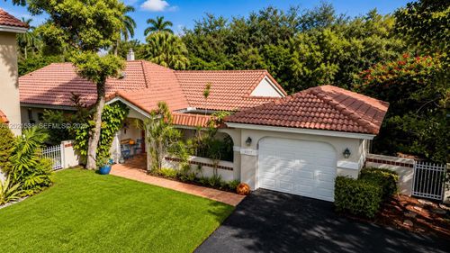1327 Seagrape Cir, Weston, FL, 33326-2726 | Card Image