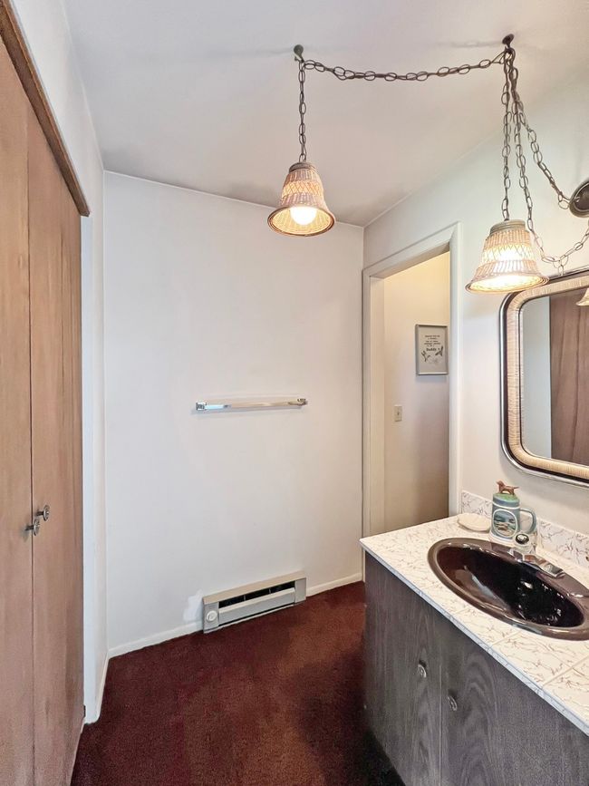 Primary Bathroom | Image 28