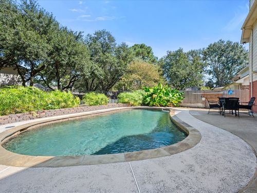 15242 Shapiro Springs Ln, Houston, TX, 77095-2170 | Card Image