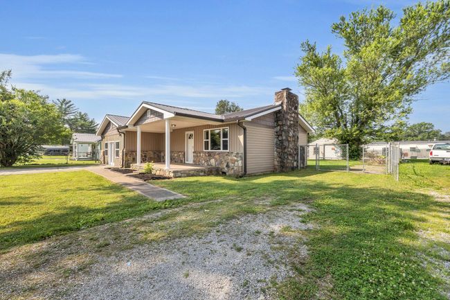 132 Meadowview Ln, House other with 4 bedrooms, 2 bathrooms and null parking in Soddy Daisy TN | Image 5