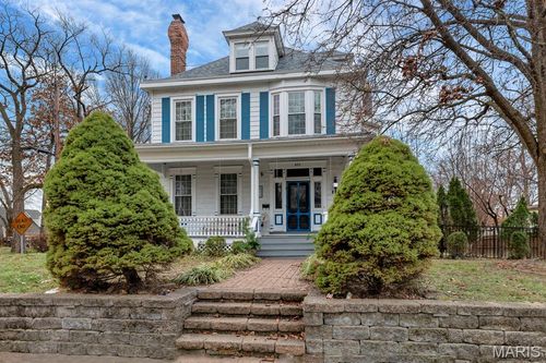 422 Adams St, Ferguson, MO, 63135-2702 | Card Image